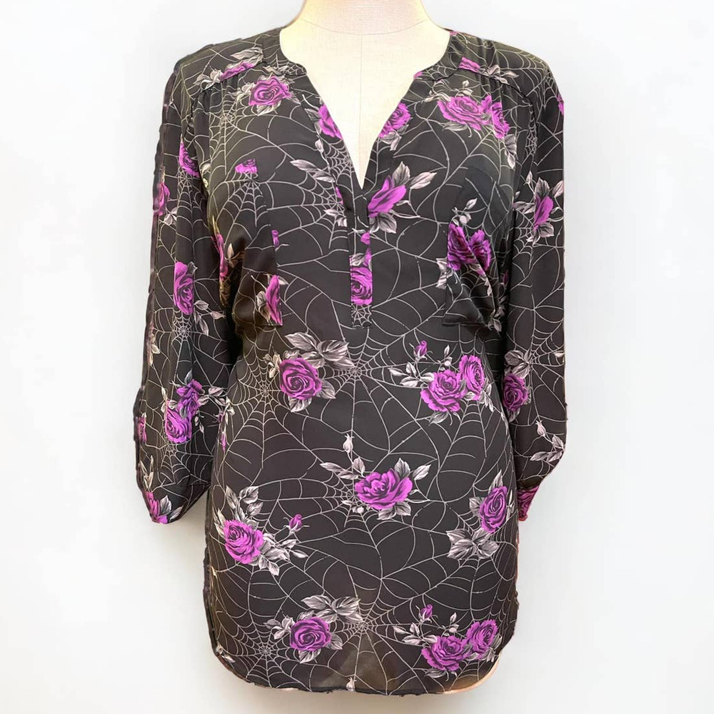 Torrid 3 (3X) Spiderweb & Purple Roses Georgette Harper Blouse Top Shirt Gothic